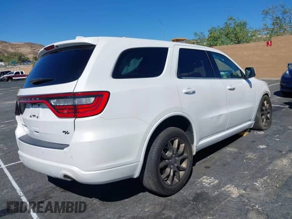 2017 Dodge Durango R/T с VIN 1C4SDHCT0HC869662, выставлен на аукционе IAAI как лот 43396301 с пробегом 124 706 миль миль и . История ставок и продаж доступна на DreamBid. Изображение 4.