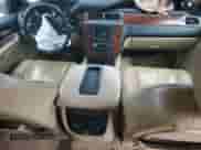 2008 Chevrolet Avalanche 2LT z VIN 3GNEC12028G150223, wystawiony jako Copart lot #51517285 z przebiegiem 222 917 mil mil oraz Szkoda całkowita • Salvage title. Historia ofert i sprzedaży dostępna na DreamBid. Obrazek 8.