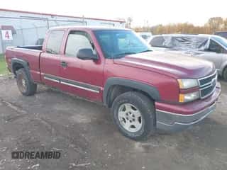 2007 Chevrolet Silverado 1500 Work Truck с VIN 1GCEK19Z97Z200372, выставлен на аукционе IAAI как лот 43539403 с пробегом 217 123 миль миль и . История ставок и продаж доступна на DreamBid. Изображение 1.