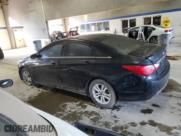 2013 Hyundai Sonata GLS z VIN 5NPEB4AC7DH607697, wystawiony jako Copart lot #81930795 z przebiegiem 208 035 mil mil oraz Czysty tytuł • Clean title. Historia ofert i sprzedaży dostępna na DreamBid. Obrazek 2.