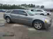 2005 Dodge Magnum RT with VIN 2D4GV58295H123319, listed as a Copart auction lot 81637735 with 172,003 mi miles and Clean title. Bid and sale history available at DreamBid. Image 4.