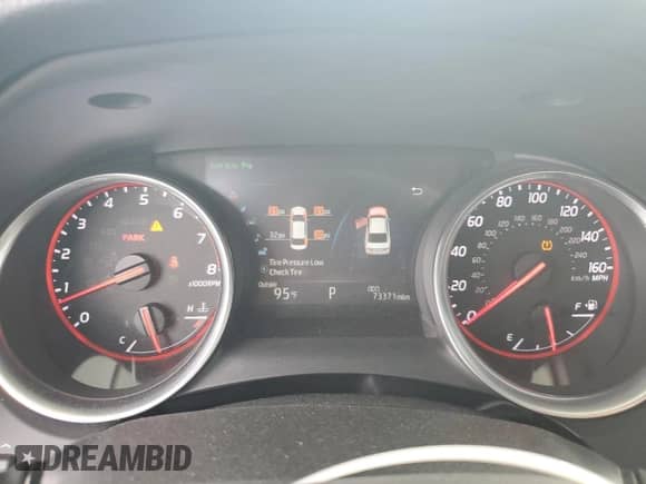 2018 Toyota Camry XSE с VIN 4T1B61HK0JU027305, выставлен на аукционе Copart как лот 69680395 с пробегом 73 371 миль миль и Списание • Salvage title. История ставок и продаж доступна на DreamBid. Изображение 9.