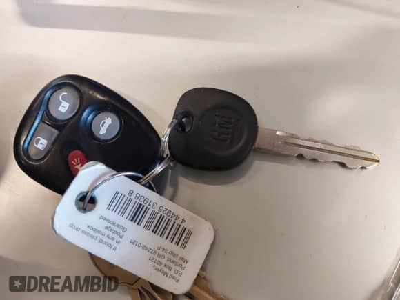 2004 Chevrolet Malibu Classic z VIN 1G1ND52F74M674064, wystawiony jako IAAI lot #42473384 z przebiegiem 127 001 mil mil oraz . Historia ofert i sprzedaży dostępna na DreamBid. Obrazek 11.