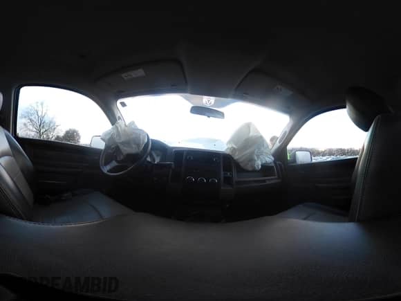 2011 Ram 1500 ST z VIN 3D7JB1EK0BG596004, wystawiony jako IAAI lot #41196815 z przebiegiem 70 702 mil mil oraz . Historia ofert i sprzedaży dostępna na DreamBid. Obrazek 19.