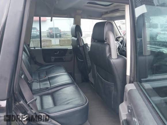 2002 Land Rover Discovery Cloth with VIN SALTY15442A757710, listed as a IAAI auction lot 40946887 with 161,221 mi miles and . Bid and sale history available at DreamBid. Image 8.