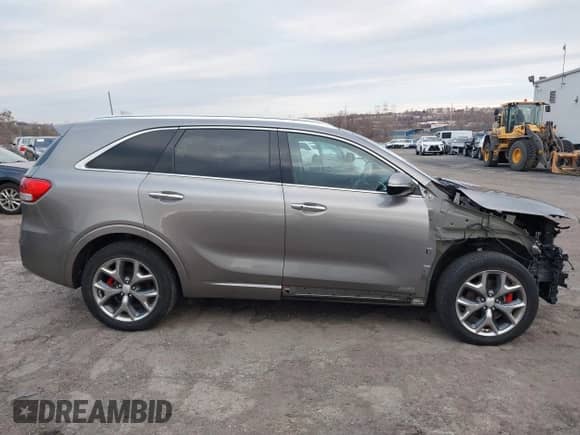 2018 Kia Sorento SX z VIN 5XYPKDA59JG366609, wystawiony jako IAAI lot #41090231 z przebiegiem 72 696 mil mil oraz . Historia ofert i sprzedaży dostępna na DreamBid. Obrazek 14.