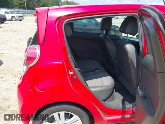 2015 Chevrolet Spark LT с VIN KL8CD6S94FC795747, выставлен на аукционе IAAI как лот 43003846 с пробегом 199 534 миль миль и . История ставок и продаж доступна на DreamBid. Изображение 8.