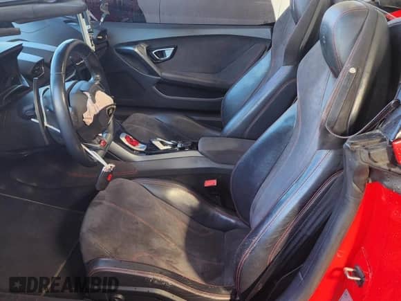 2017 Lamborghini Huracan с VIN ZHWUR2ZF8HLA07230, выставлен на аукционе Copart как лот 76068084 с пробегом 68 612 миль миль и Списание • Salvage title. История ставок и продаж доступна на DreamBid. Изображение 7.
