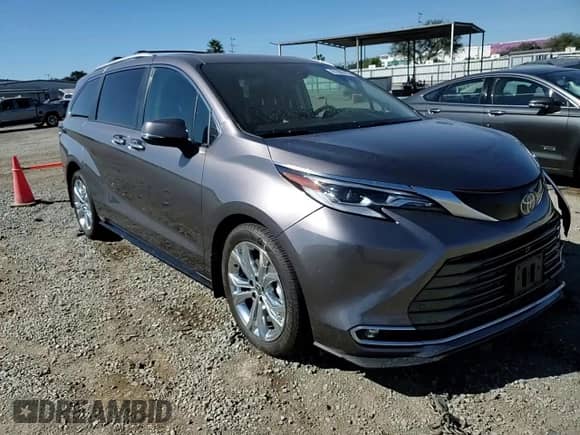 2022 Toyota Sienna Platinum с VIN 5TDERKECXNS088487, выставлен на аукционе Copart как лот 81986215 с пробегом 85 864 миль миль и Списание • Salvage title. История ставок и продаж доступна на DreamBid. Изображение 14.