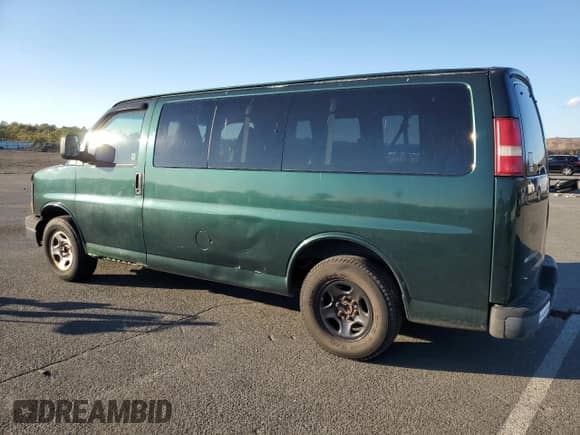 2003 Chevrolet Express Passenger with VIN 1GNFG15T731150868, listed as a Copart auction lot 75881044 with 320,469 mi miles and Clean title. Bid and sale history available at DreamBid. Image 2.