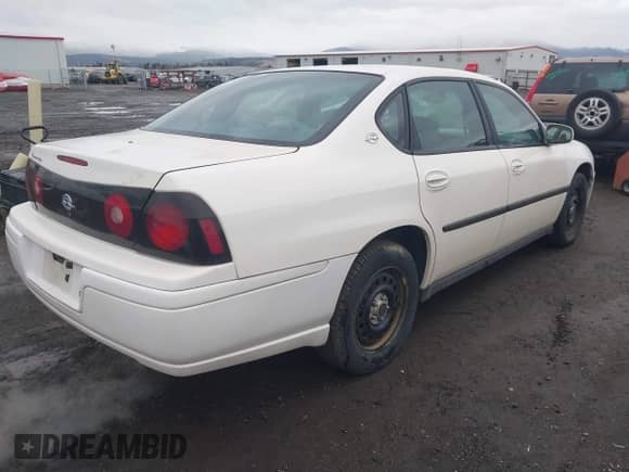 2004 Chevrolet Impala Police Police с VIN 2G1WF55KX49317059, выставлен на аукционе IAAI как лот 41660603 с пробегом 124 731 миль миль и . История ставок и продаж доступна на DreamBid. Изображение 4.
