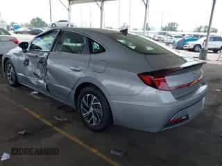 2023 Hyundai Sonata Blue с VIN KMHL24JJ3PA055208, выставлен на аукционе IAAI как лот 43267928 с пробегом 99 284 миль миль и . История ставок и продаж доступна на DreamBid. Изображение 3.