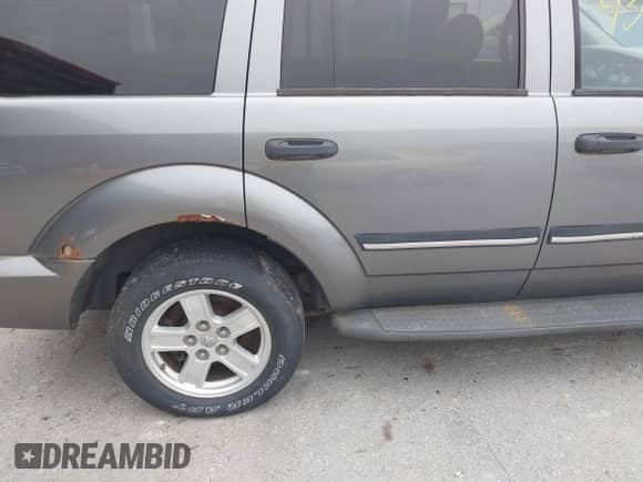2007 Dodge Durango SLT with VIN 1D8HB48257F528491, listed as a IAAI auction lot 43133606 with 203,181 mi miles and . Bid and sale history available at DreamBid. Image 6.