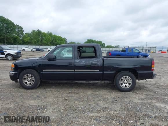 2005 GMC Sierra 1500 SLE z VIN 2GTEC13T751127218, wystawiony jako IAAI lot #42508206 z przebiegiem 222 602 mil mil oraz . Historia ofert i sprzedaży dostępna na DreamBid. Obrazek 15.