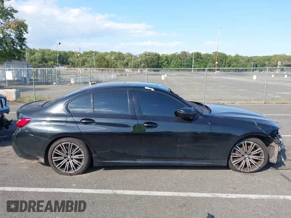 2021 BMW 3 Series M340i xDrive с VIN 3MW5U9J01M8B62743, выставлен на аукционе IAAI как лот 43140524 с пробегом 54 075 миль миль и . История ставок и продаж доступна на DreamBid. Изображение 13.