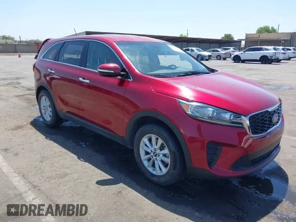 2020 Kia Sorento L with VIN 5XYPG4A33LG624349, listed as a IAAI auction lot 42499796 with 106,760 mi miles and . Bid and sale history available at DreamBid. Image 1.