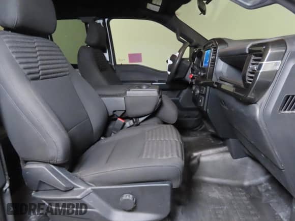 2022 Ford F-150 XL z VIN 1FTEX1EP0NKF28078, wystawiony jako Copart lot #84273265 z przebiegiem 60 686 mil mil oraz Szkoda całkowita • Salvage title. Historia ofert i sprzedaży dostępna na DreamBid. Obrazek 5.