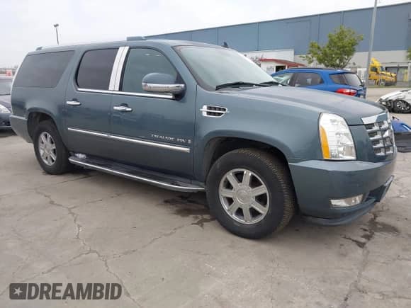2008 Cadillac Escalade ESV с VIN 1GYFC66888R214804, выставлен на аукционе IAAI как лот 41560762 с пробегом 105 446 миль миль и . История ставок и продаж доступна на DreamBid. Изображение 1.