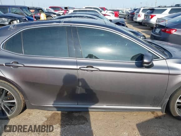 2019 Toyota Camry XSE с VIN 4T1B61HK6KU833439, выставлен на аукционе IAAI как лот 42700614 с пробегом 58 951 миль миль и . История ставок и продаж доступна на DreamBid. Изображение 13.