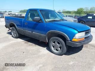 2000 Chevrolet S-10 с VIN 1GCCS1454YK284347, выставлен на аукционе IAAI как лот 42807191 с пробегом 245 512 миль миль и . История ставок и продаж доступна на DreamBid. Изображение 1.