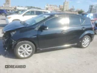2017 Toyota Prius One z VIN JTDKDTB36H1592564, wystawiony jako Copart lot #67422075 z przebiegiem 80 925 mil mil oraz Szkoda całkowita • Salvage title. Historia ofert i sprzedaży dostępna na DreamBid. Obrazek 1.