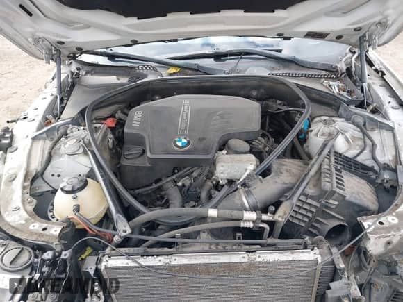 2012 BMW 5 Series 528i xDrive с VIN WBAXH5C50CDW03312, выставлен на аукционе IAAI как лот 43491613 с пробегом 208 683 миль миль и . История ставок и продаж доступна на DreamBid. Изображение 10.