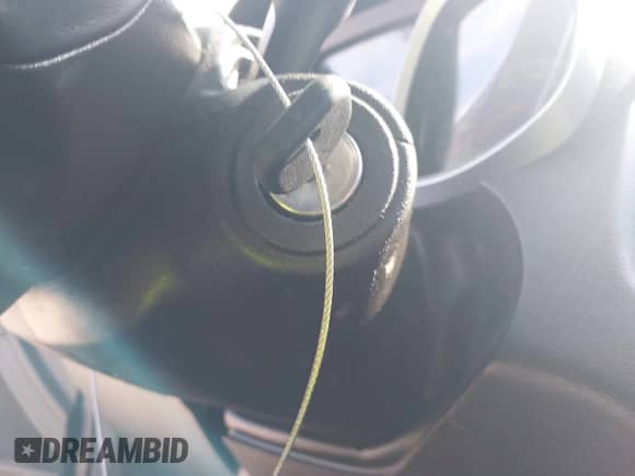 2014 Chevrolet Equinox LT with VIN 2GNALCEK8E6106354, listed as a IAAI auction lot 43134446 with 220,115 mi miles and . Bid and sale history available at DreamBid. Image 11.