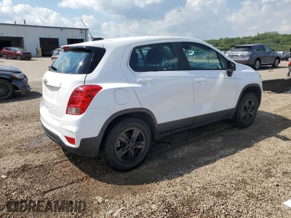 2019 Chevrolet Trax LS с VIN 3GNCJNSBXKL334975, выставлен на аукционе Copart как лот 70261645 с пробегом 55 950 миль миль и Списание • Salvage title. История ставок и продаж доступна на DreamBid. Изображение 3.