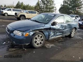 2009 Volvo S60 2.5T с VIN YV1RH592992726291, выставлен на аукционе Copart как лот 84039134 с пробегом 252 260 миль миль и Списание • Salvage title. История ставок и продаж доступна на DreamBid. Изображение 1.