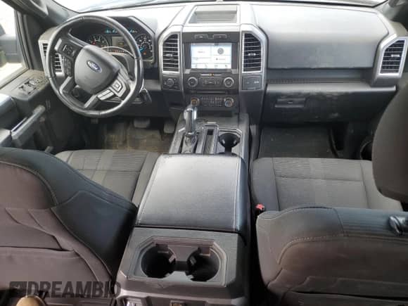 2017 Ford F-150 XL z VIN 1FTEW1EF1HKC02353, wystawiony jako Copart lot #71053015 z przebiegiem 171 748 mil mil oraz Szkoda całkowita • Salvage title. Historia ofert i sprzedaży dostępna na DreamBid. Obrazek 8.