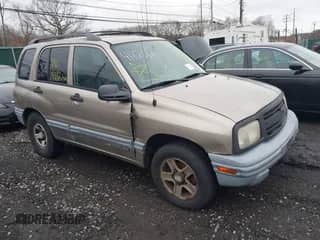 2003 Chevrolet Tracker с VIN 2CNBJ13C236947064, выставлен на аукционе IAAI как лот 41820066 с пробегом Не указан миль и . История ставок и продаж доступна на DreamBid. Изображение 1.