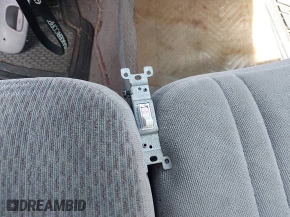 1998 Ford F-150 z VIN 1FTZX1728WNA64363, wystawiony jako IAAI lot #42488791 z przebiegiem 118 622 mil mil oraz . Historia ofert i sprzedaży dostępna na DreamBid. Obrazek 12.