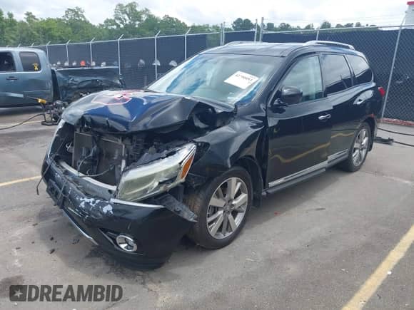 2013 Nissan Pathfinder Platinum с VIN 5N1AR2MM7DC658028, выставлен на аукционе IAAI как лот 42390053 с пробегом 200 289 миль миль и . История ставок и продаж доступна на DreamBid. Изображение 17.