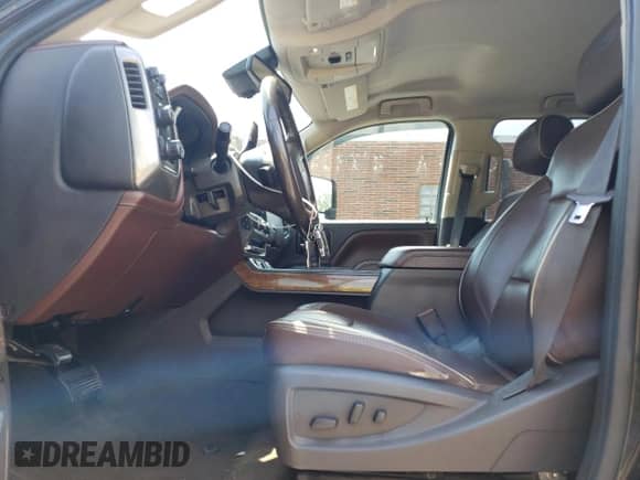 2015 Chevrolet Silverado 3500HD High Country с VIN 1GC4K1E86FF636332, выставлен на аукционе Copart как лот 63633705 с пробегом 89 593 миль миль и Чистый • Clean title. История ставок и продаж доступна на DreamBid. Изображение 7.