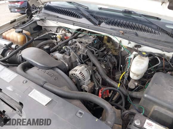 2005 Chevrolet Silverado 1500HD LT z VIN 1GCGK13U75F824529, wystawiony jako IAAI lot #40688365 z przebiegiem 264 669 mil mil oraz . Historia ofert i sprzedaży dostępna na DreamBid. Obrazek 10.