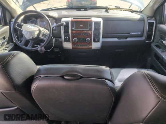 2010 Dodge 2500 ST с VIN 3D7UT2CL0AG145021, выставлен на аукционе Copart как лот 62604185 с пробегом 47 755 миль миль и Списание • Salvage title. История ставок и продаж доступна на DreamBid. Изображение 8.