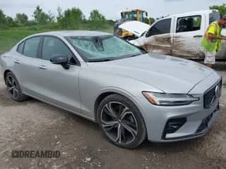 2024 Volvo S60 Core Dark Theme с VIN 7JRL12TK8RG320319, выставлен на аукционе IAAI как лот 42664052 с пробегом 24 575 миль миль и . История ставок и продаж доступна на DreamBid. Изображение 1.