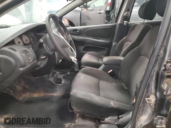 2004 Dodge Neon SXT with VIN 1B3ES56C54D552110, listed as a Copart auction lot 81153595 with 140,662 mi miles and Clean title. Bid and sale history available at DreamBid. Image 7.