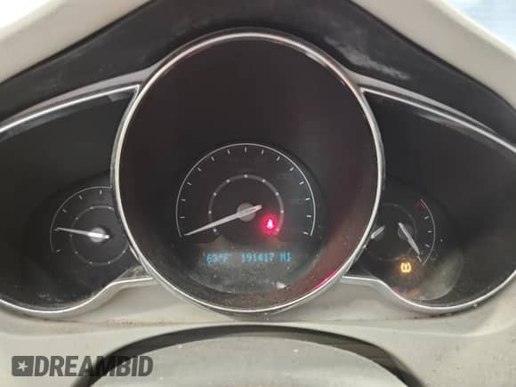 2010 Chevrolet Malibu 1FL z VIN 1G1ZA5E07AF272661, wystawiony jako Copart lot #80095335 z przebiegiem 191 417 mil mil oraz Nie do naprawy • Non repairable. Historia ofert i sprzedaży dostępna na DreamBid. Obrazek 9.