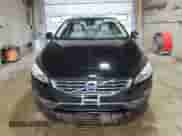 2014 Volvo S60 T5 с VIN YV1612FS4E1292839, выставлен на аукционе Copart как лот 71454085 с пробегом 139 948 миль миль и Списание • Salvage title. История ставок и продаж доступна на DreamBid. Изображение 5.