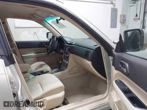 2006 Subaru Forester X с VIN JF1SG65696H700586, выставлен на аукционе IAAI как лот 42478232 с пробегом 140 447 миль миль и . История ставок и продаж доступна на DreamBid. Изображение 5.
