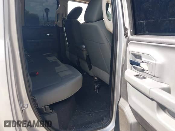 2016 Ram 1500 SLT with VIN 1C6RR6GG5GS231520, listed as a IAAI auction lot 41896089 with 204,805 mi miles and . Bid and sale history available at DreamBid. Image 8.