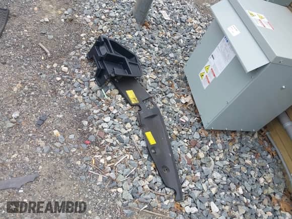 2014 Toyota Prius Two z VIN JTDZN3EU1E3307463, wystawiony jako IAAI lot #42632208 z przebiegiem 145 139 mil mil oraz . Historia ofert i sprzedaży dostępna na DreamBid. Obrazek 12.