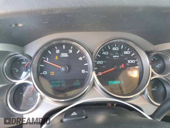 2013 Chevrolet Silverado 2500HD LT z VIN 1GC2KXC81DZ195699, wystawiony jako Copart lot #65086225 z przebiegiem 169 806 mil mil oraz Szkoda całkowita • Salvage title. Historia ofert i sprzedaży dostępna na DreamBid. Obrazek 9.