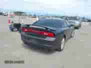 2013 Dodge Charger RT z VIN 2C3CDXCT5DH716883, wystawiony jako IAAI lot #41884762 z przebiegiem 240 867 mil mil oraz . Historia ofert i sprzedaży dostępna na DreamBid. Obrazek 4.