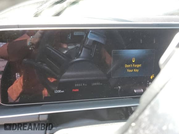 2024 Mercedes-Benz GLS 580 z VIN 4JGFF8FE4RB187380, wystawiony jako Copart lot #64513725 z przebiegiem 18 890 mil mil oraz Szkoda całkowita • Salvage title. Historia ofert i sprzedaży dostępna na DreamBid. Obrazek 9.