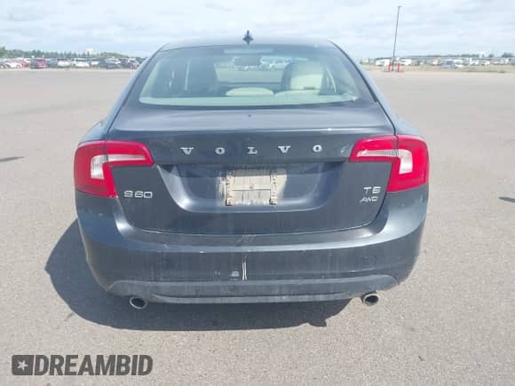 2012 Volvo S60 T6 с VIN YV1902FH8C2103783, выставлен на аукционе IAAI как лот 43109988 с пробегом 177 042 миль миль и . История ставок и продаж доступна на DreamBid. Изображение 16.