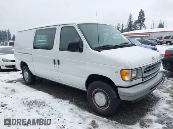 2002 Ford Econoline Cargo с VIN 1FTNE24L52HB08349, выставлен на аукционе IAAI как лот 41532962 с пробегом 172 244 миль миль и . История ставок и продаж доступна на DreamBid. Изображение 13.
