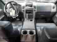 2007 Ford F-150 XLT с VIN 1FTPW14V87FB87620, выставлен на аукционе Copart как лот 51281844 с пробегом Не указан миль и Списание • Salvage title. История ставок и продаж доступна на DreamBid. Изображение 8.