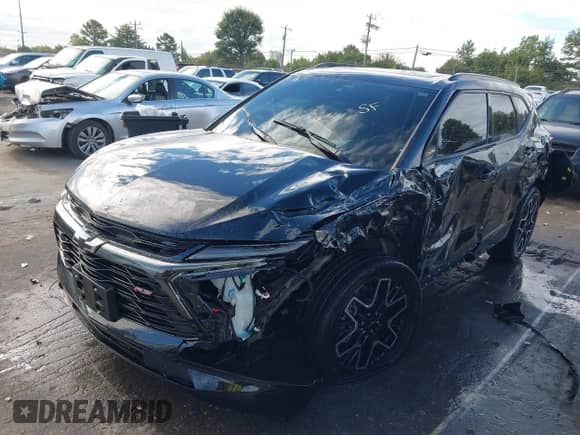 2023 Chevrolet Blazer RS z VIN 3GNKBERSXPS155315, wystawiony jako IAAI lot #43343177 z przebiegiem 21 944 mil mil oraz . Historia ofert i sprzedaży dostępna na DreamBid. Obrazek 2.